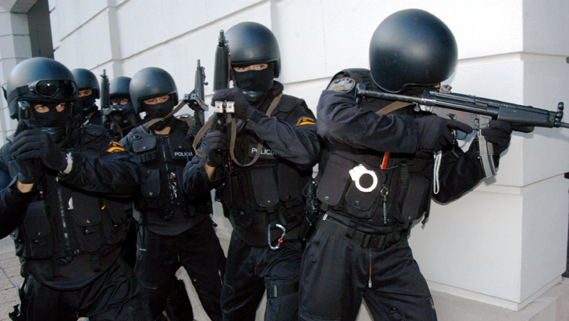 España y Reino Unido desmantelan gran red estafadora