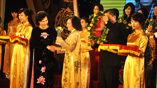 Empresarias vietnamitas brillan y se integran