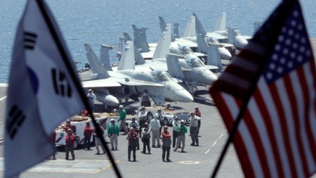 Corea del Sur y Estados Unidos realizan maniobras conjuntas