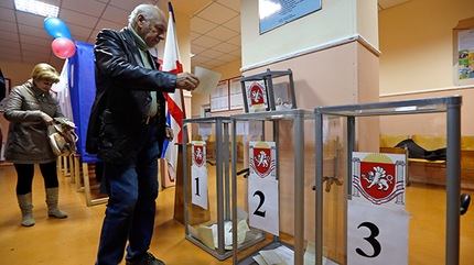 Crimea celebra referéndum que decidirá su anexión a Rusia