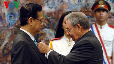 Vietnam y Cuba reiteran su apoyo mutuo y aumentan cooperación