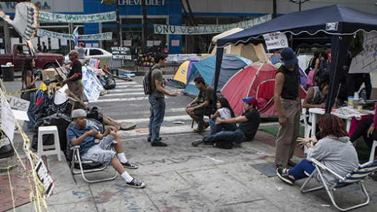 Unasur continúa impulsando diálogos de paz en Venezuela