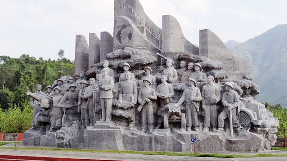 Actividades conmemorativas por victoria de Dien Bien Phu