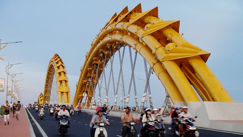 Puente de Dragón de Vietnam recibe prestigioso premio en la materia técnica