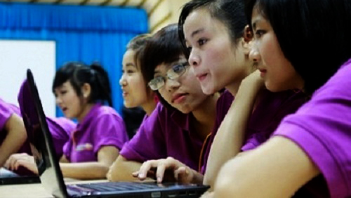 Vietnam fomenta recursos humanos en respuesta a integración