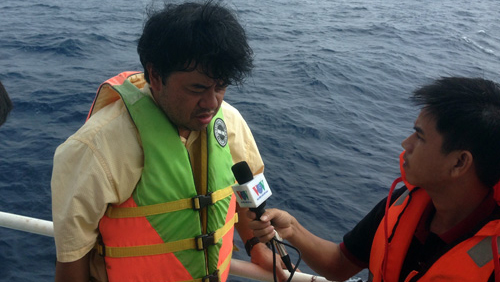 Reporteros extranjeros comprueban la realidad en el Mar Oriental