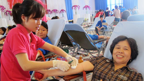 Reconocen los 100 ciudadanos más sobresalientes en la donación de sangre