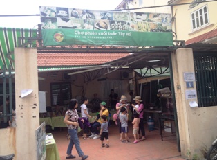 Feria de Tay Ho-una combinación única de la cultura del Oriente y Occidente