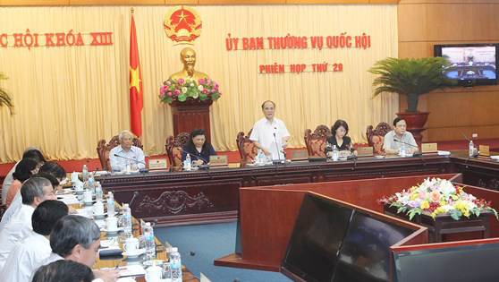 Aborda Asamblea Nacional ley de gestión en el uso de capital público en producción y negocio