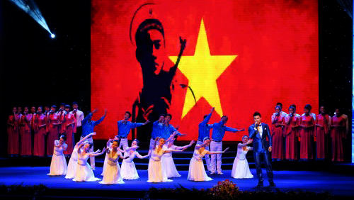 Intercambio cultural y artístico sobre mar e islas de Vietnam