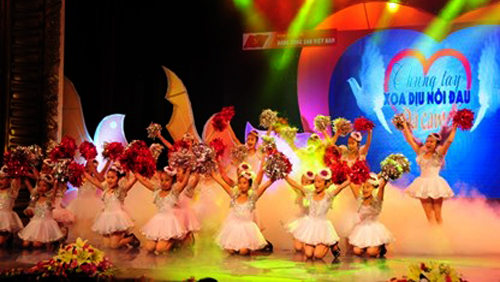 Se organiza el programa “Juntar manos para paliar dolor naranja”