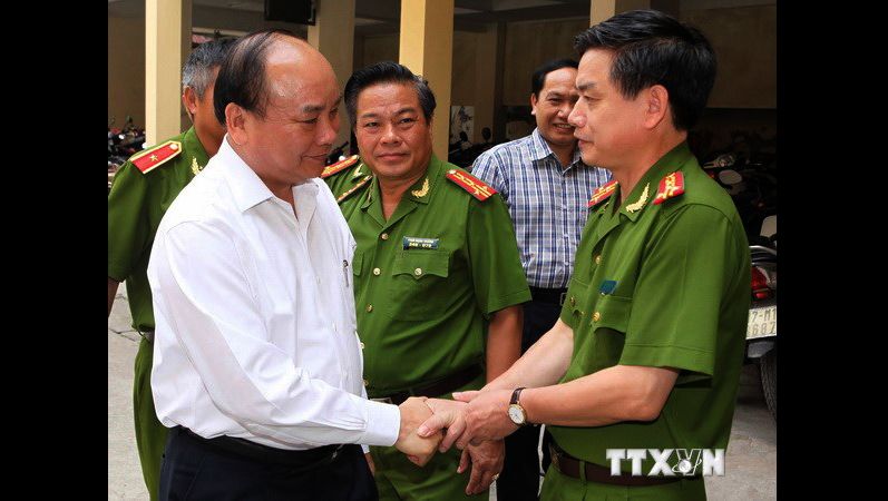 Felicitan a combatientes vietnamitas por el Día Nacional de Seguridad Pública