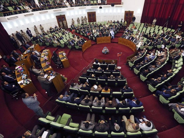 Un pro islamista se encarga en Libia de formar nuevo gobierno