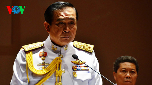 Rey tailandés ratificó lista de Gabinete