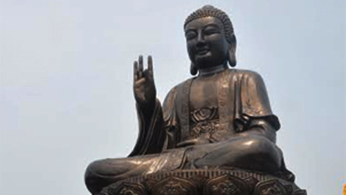 Vietnam batió récord de tamaño de estatua de Buda en Sudeste Asiático