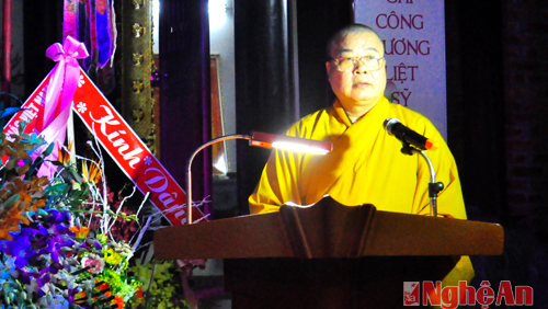 Oración a los héroes caídos en el alzamiento Xo Viet Nghe Tinh