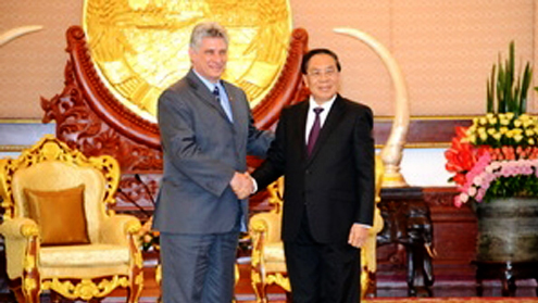 Laos y Cuba fortalecen nexos tradicionales