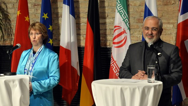 Irán y P5+ l reanudan conversaciones nucleares