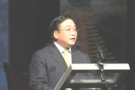 Promueve Vietnam cooperación integral con Holanda