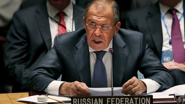 Aprecia Moscú decisión de Kiev de suspender asociación con UE