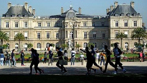 La derecha logra la mayoría en Senado de Francia