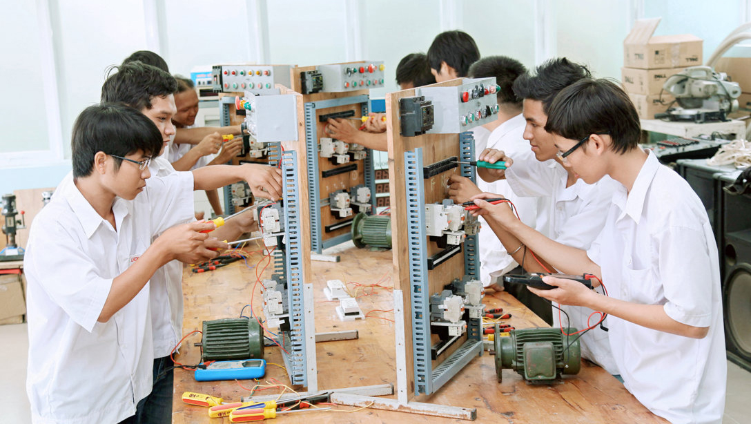 Mayores oportunidades laborales para juventud vietnamita