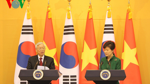 Dirigentes de Vietnam y Corea del Sur satisfechos por desarrollo de relaciones bilaterales
