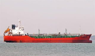 Regresa a Vietnam el petrolero secuestrado