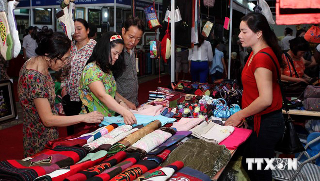Inauguran Festival del Turismo de las aldeas de oficios tradicionales 2014