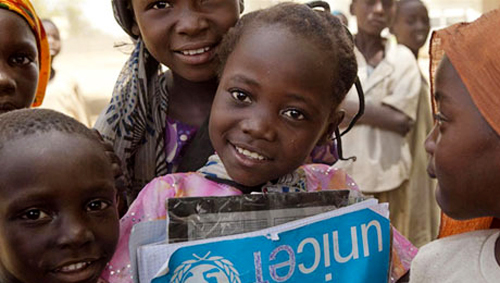 Llama ONU a respetar derechos humanos de niñas