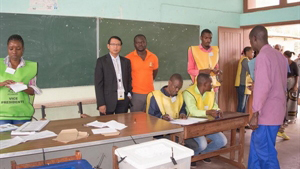 Vietnam como observador de la elecciones en Mozambique