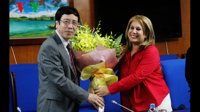 Afirman rol activo de la prensa en reforzamiento de relaciones Vietnam - Cuba