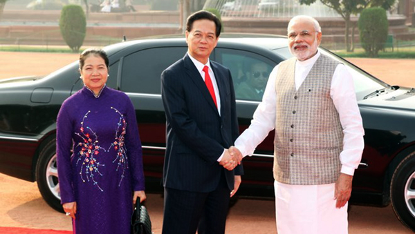Primer ministro de Vietnam termina fructífera visita a India