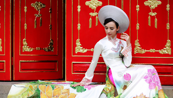 Ao dai enaltece la belleza de la mujer vietnamita