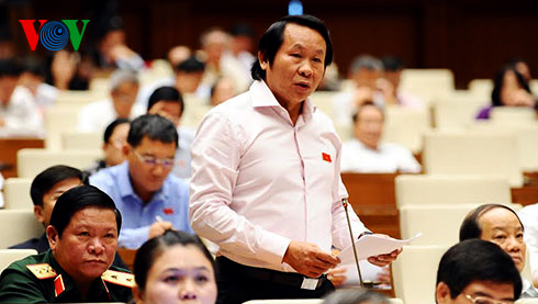 Reestructuración económica centra agenda del Parlamento vietnamita