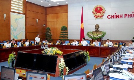 Parlamento revisa leyes de organización gubernamental y administración local