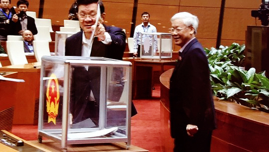 Voto de confianza, legislación electoral e impuestos entran en agenda del Parlamento de Vietnam