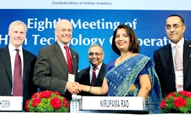 Estados Unidos fortalece cooperación militar con India