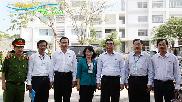 Contactos electorales en la ciudad Can Tho