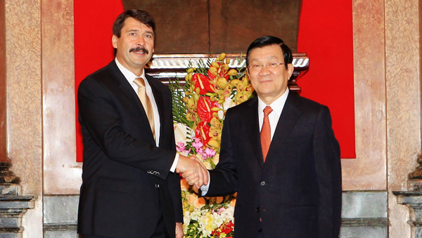 Concluye presidente de Hungría visita oficial a Vietnam
