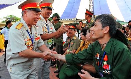 Enaltecen la heroica tradición de 70 años del Ejército Popular de Vietnam