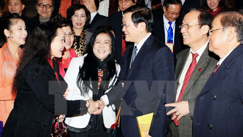 Artistas escénicos de Vietnam unen manos para modernizar el sector