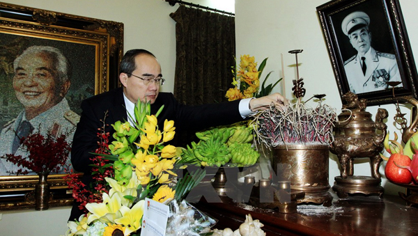 Presidente del Frente de la Patria visita ex dirigentes militares