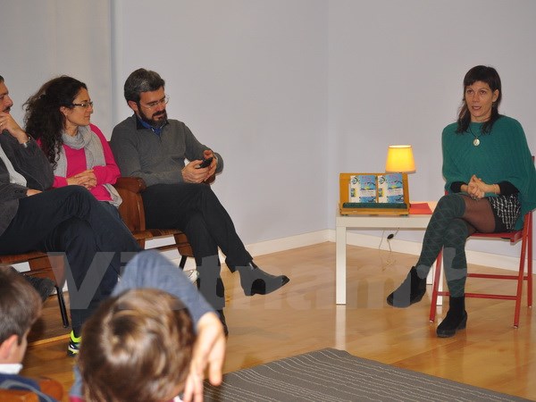 Presenta libro italiano sobre cultura e historia de Vietnam