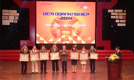 Premian a exitosos empresarios vietnamitas