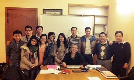 Profesor Cuong y la formación de especialistas económicos