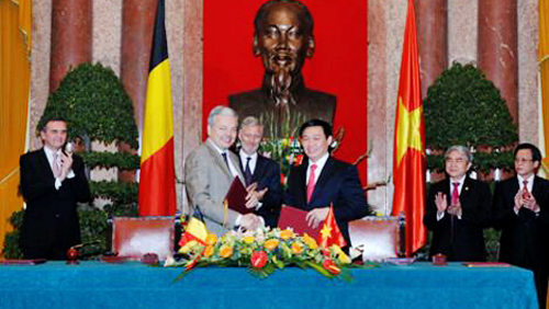 Rey de Bélgica aprecia relaciones bilaterales con Vietnam