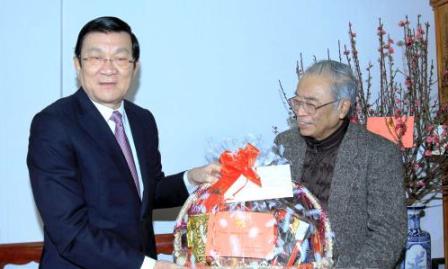 Felicitan presidente vietnamita a intelectuales