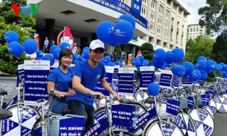 Por un Vietnam sin tabaquismo