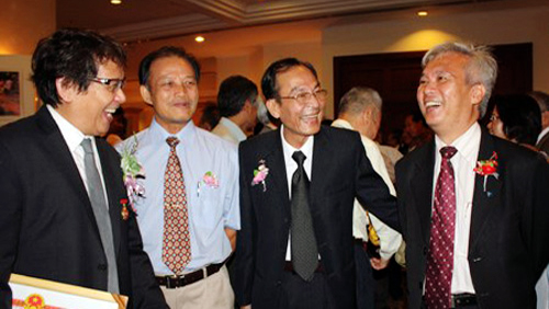 Aportan vietnamitas en ultramar al mejoramiento de competitividad económica nacional